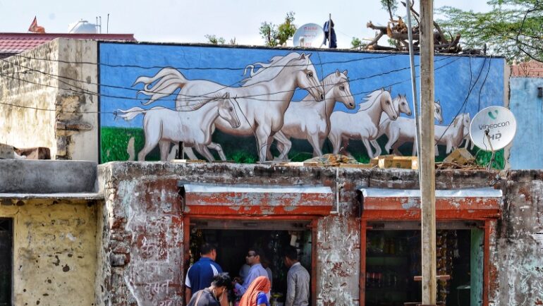 mangar village street art