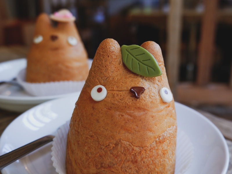 Cream Puff Factory - themed cafes in Tokyo