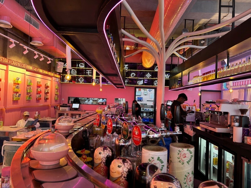 vibrant interiors of Harajuku